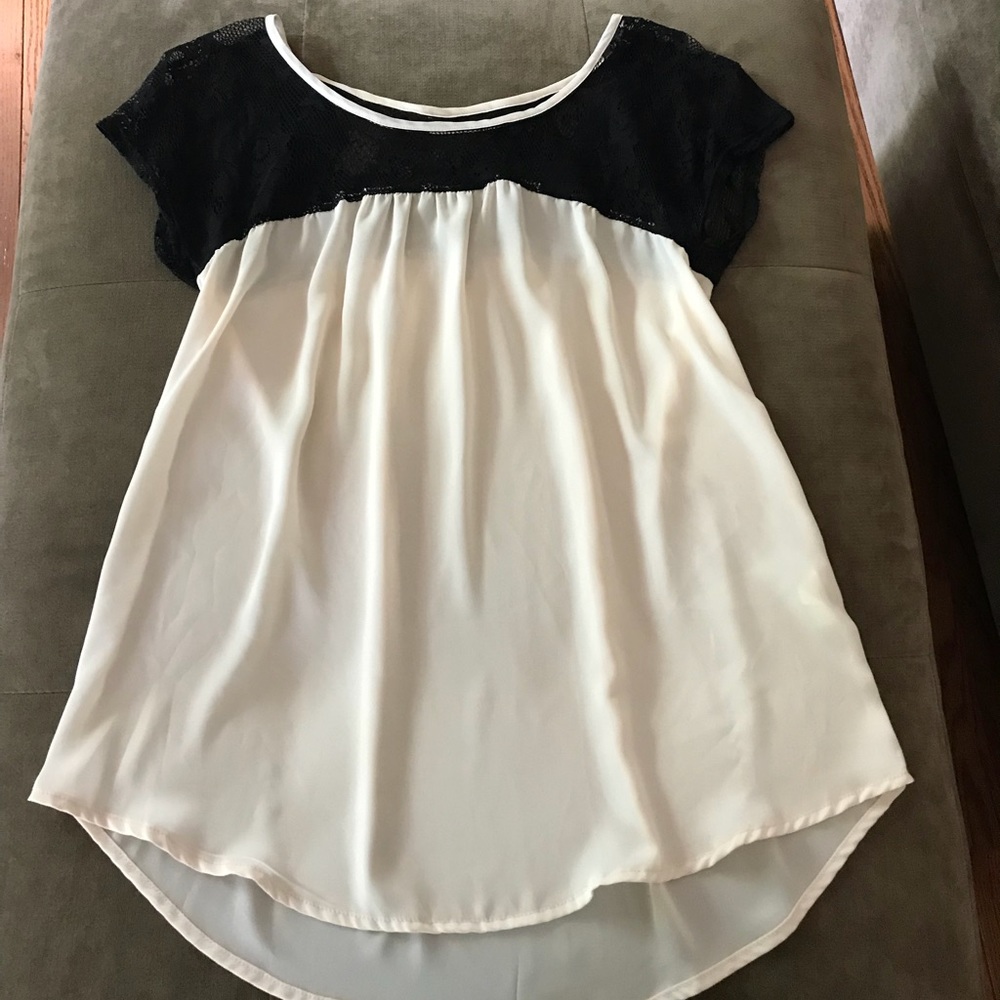 Charlotte Ruse Blouse - Picture 4 of 7